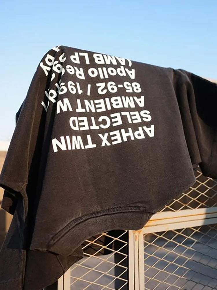 Camiseta Crop Top x Apex Twin